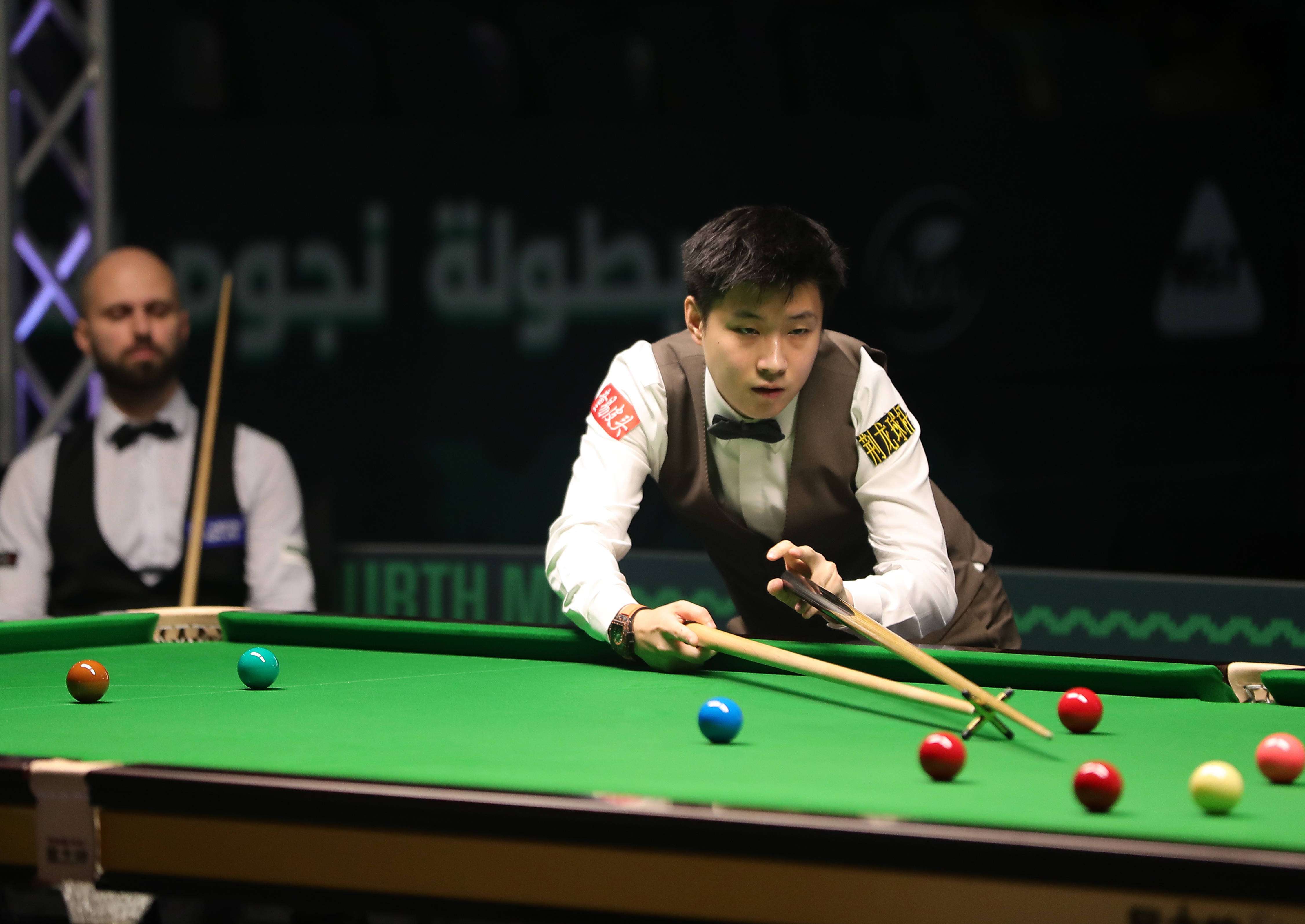 同时在锋线 同时在锋线