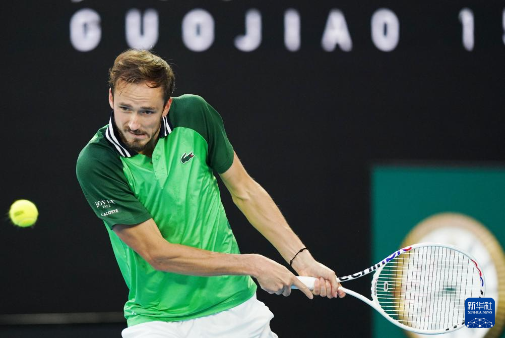 体育WCBA：四川女篮 内蒙古女篮会师决赛