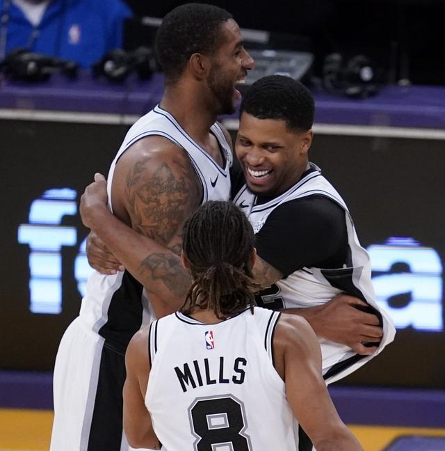 体育全国u18三人篮球锦标赛潍坊开赛