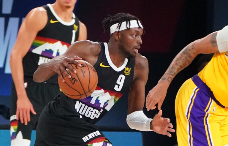 用小动作牵 用小动作牵